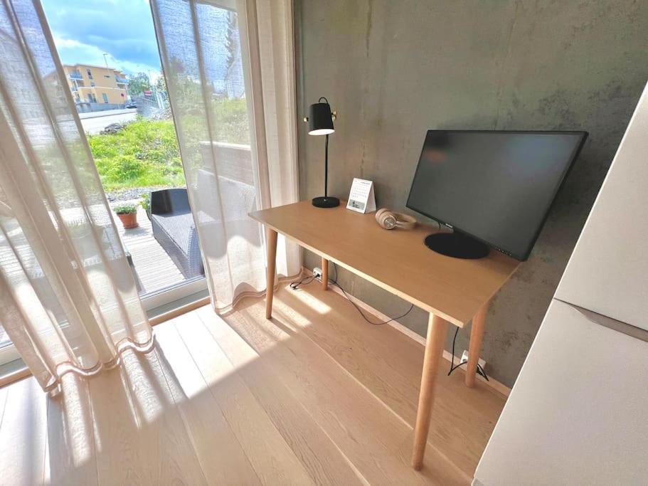 Koselig Byleilighet Sor I Sentrum Av Tromso. Exterior photo